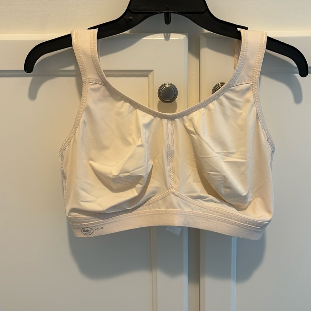 Anita Active| Light and Firm Sports Bra